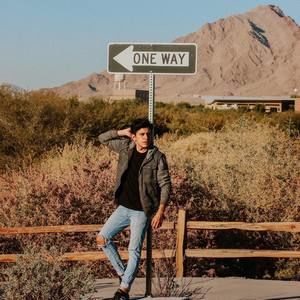 Meet your Posher, Alejandro